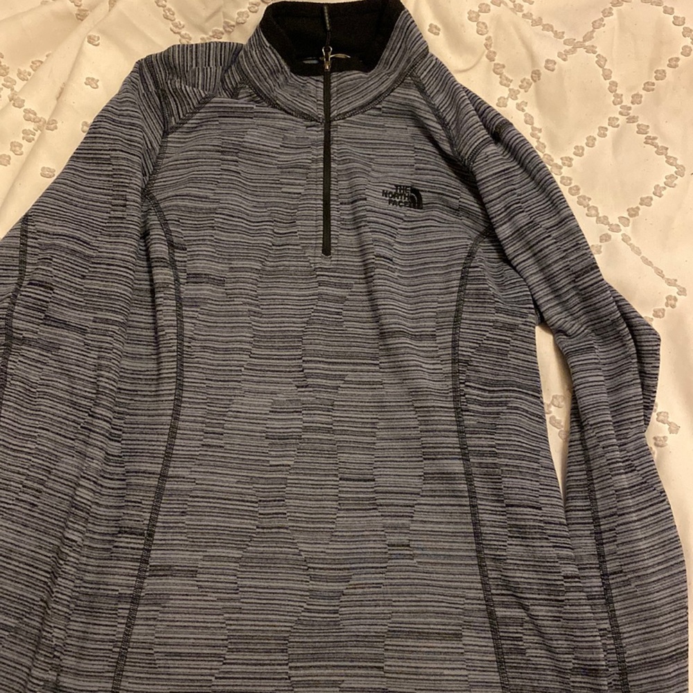 NorthFace black and grey fleece